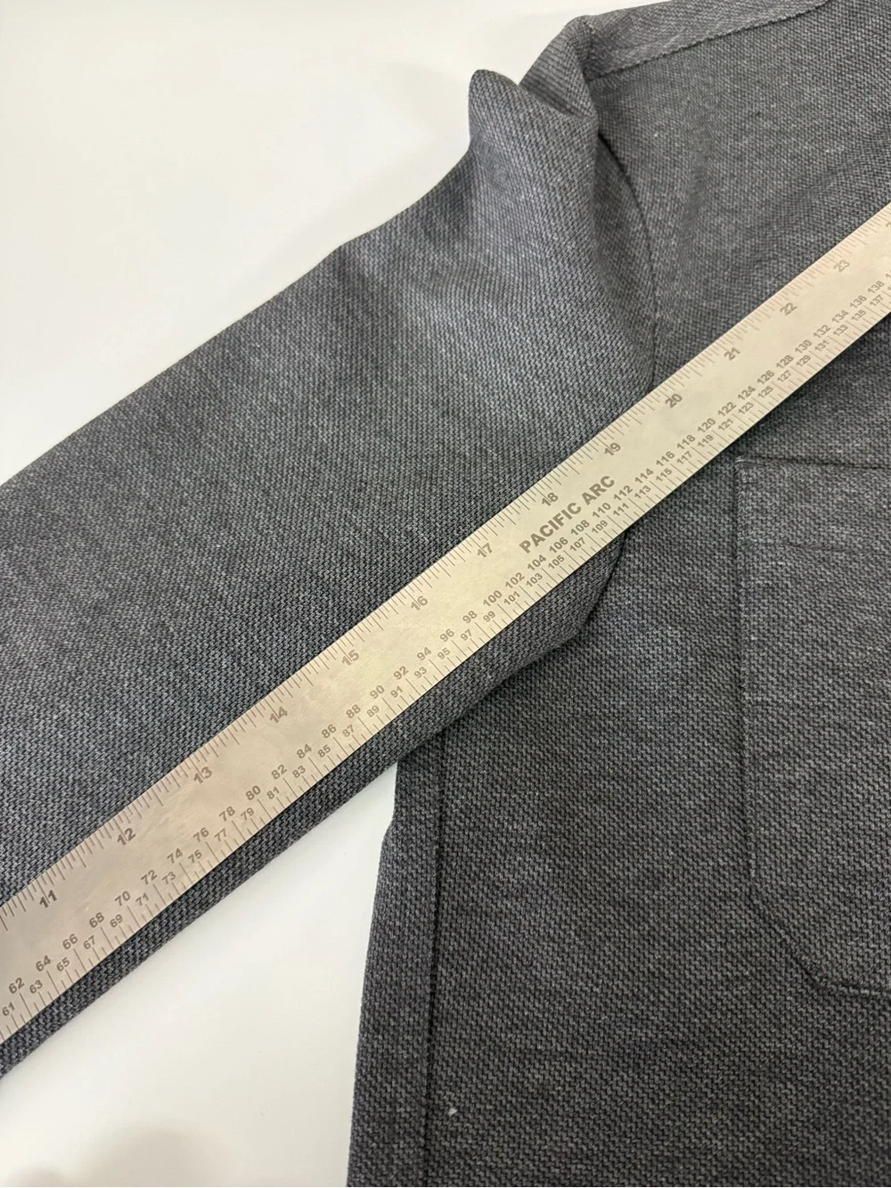 Zara structured collar